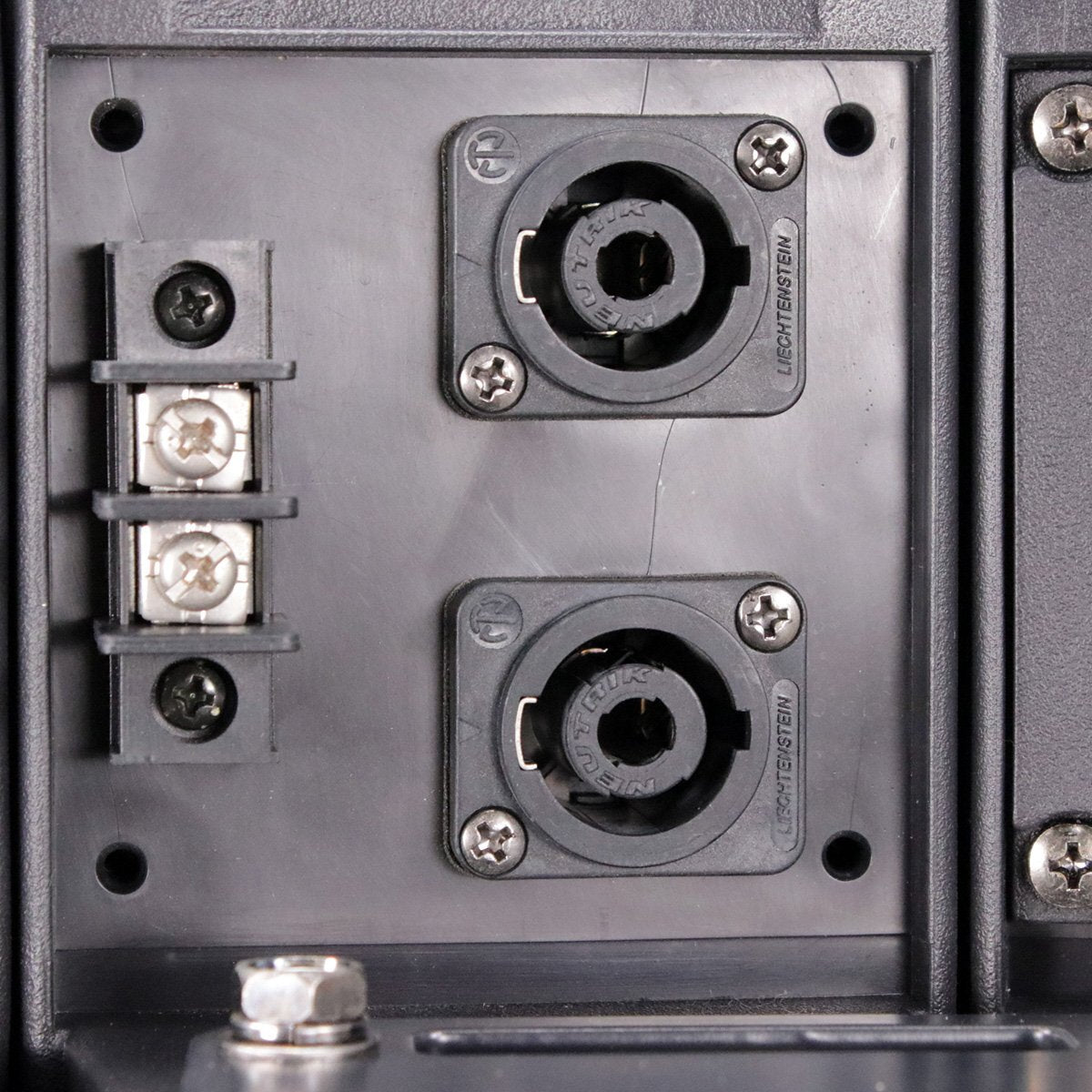 TOA HX-5B Compact Array Speaker 2 Units with Ceiling Mount Brackets [t1250036473]
