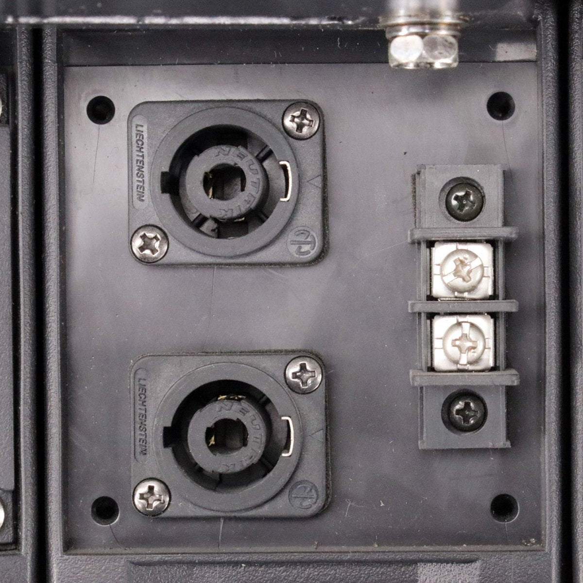 TOA HX-5B Compact Array Speaker 2 Units Indoor Use [n1250040516]