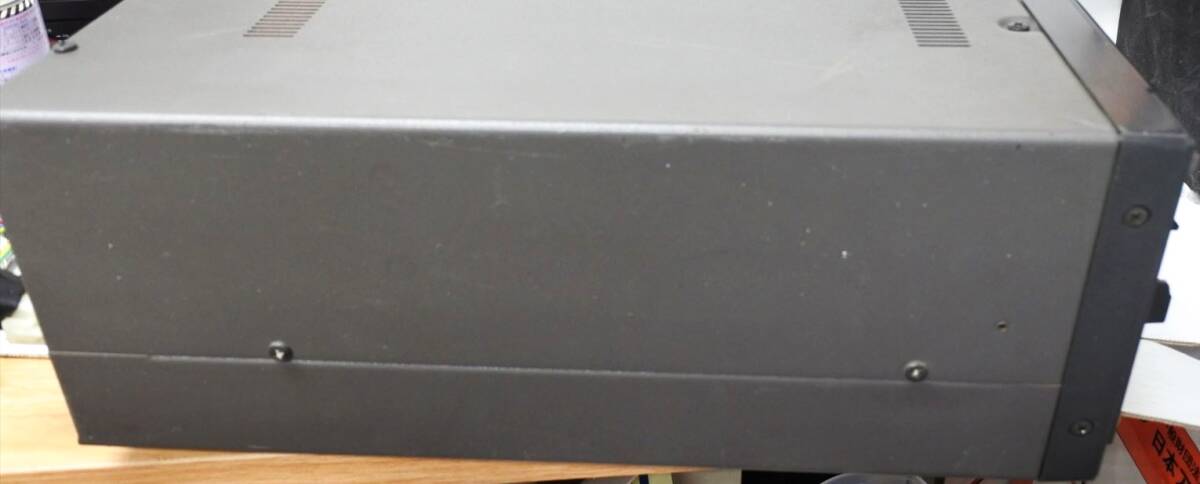 Icom IC970 144/430/2400MHz Transceiver [c1188123936]