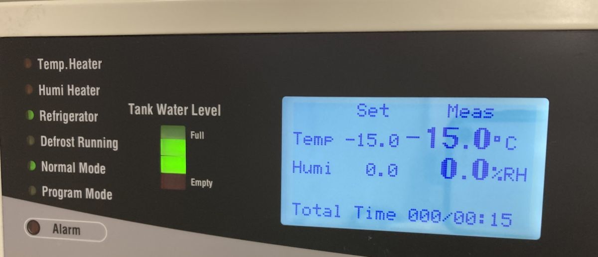 EYELA KCL-2000A Constant Temperature and Humidity Chamber 140L -15 to 85℃ [l1228012833]