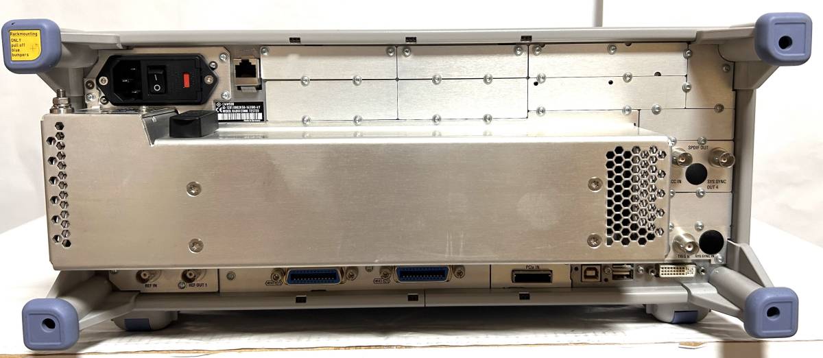 ROHDE&SCHWARZ CMW500 Wideband Radio Tester [d1118401123]
