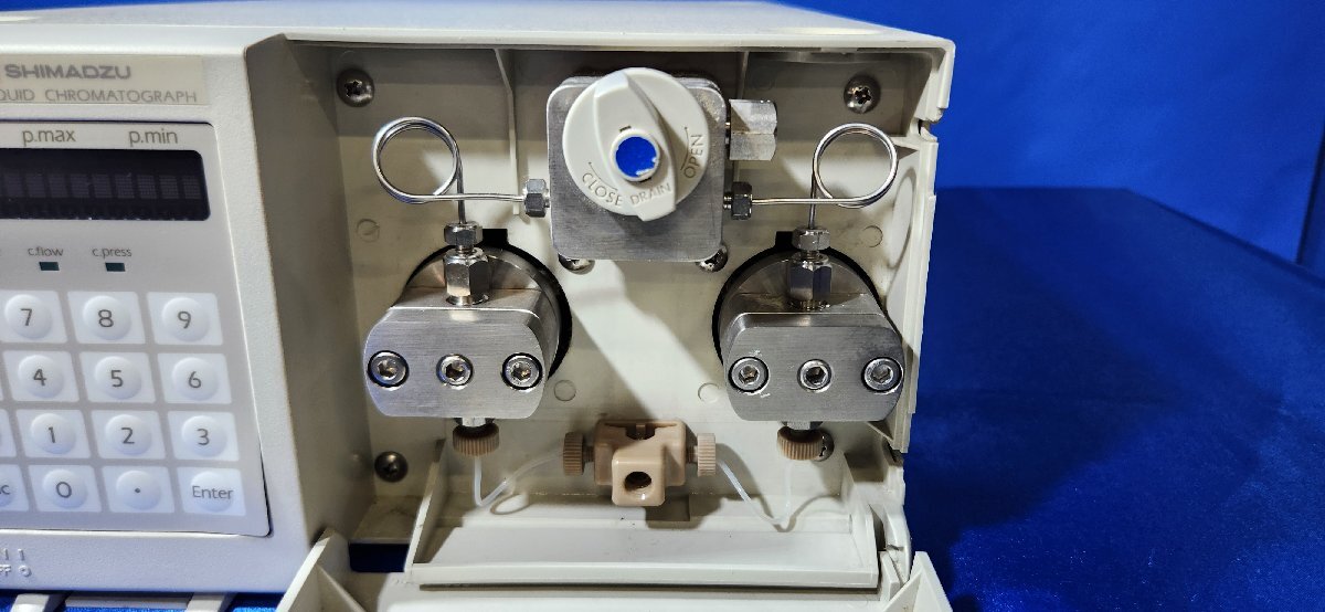 Shimadzu LC-10AD Liquid Chromatograph Liquid Delivery Unit [q1182693821]