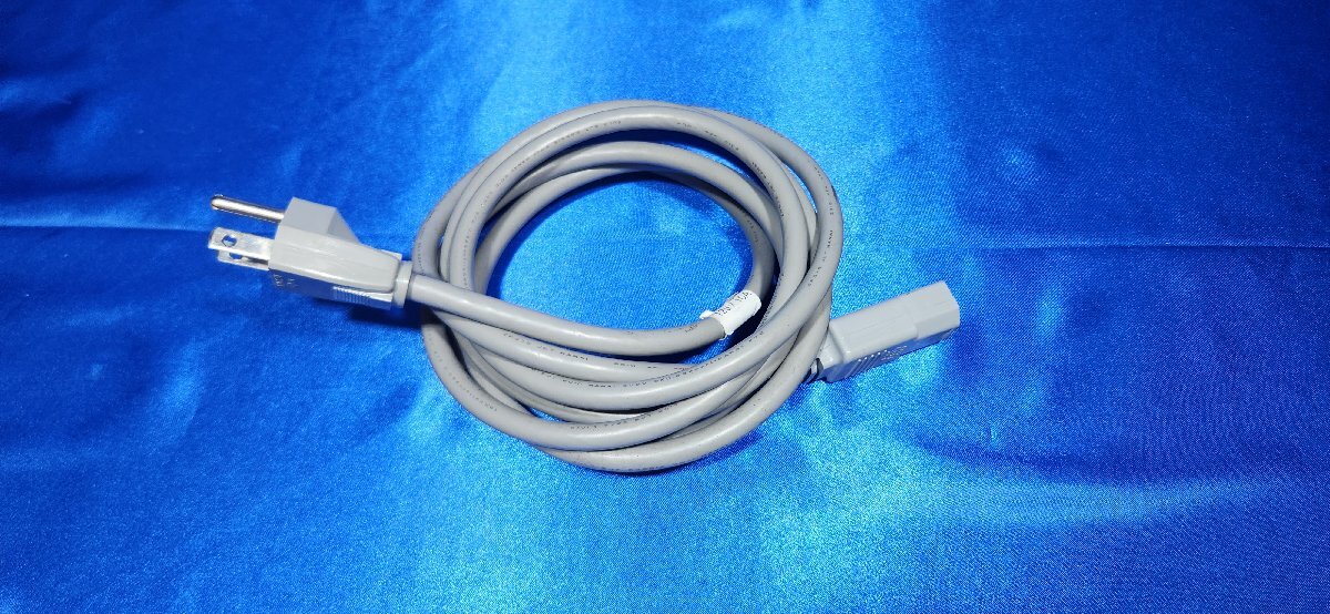 Shimadzu SPD-10A Liquid Chromatograph UV Detector [u1195938314]