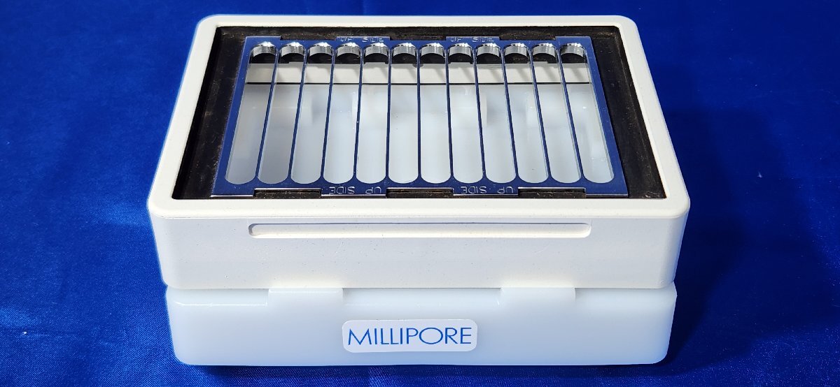Millipore Multi-Screen Separation System with Vacuum Pump [f1240105578]