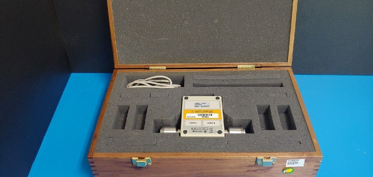 Agilent 85098C Electronic Calibration Module 300kHz-7.5GHz 7-16mm 2-Port [n1130273065]
