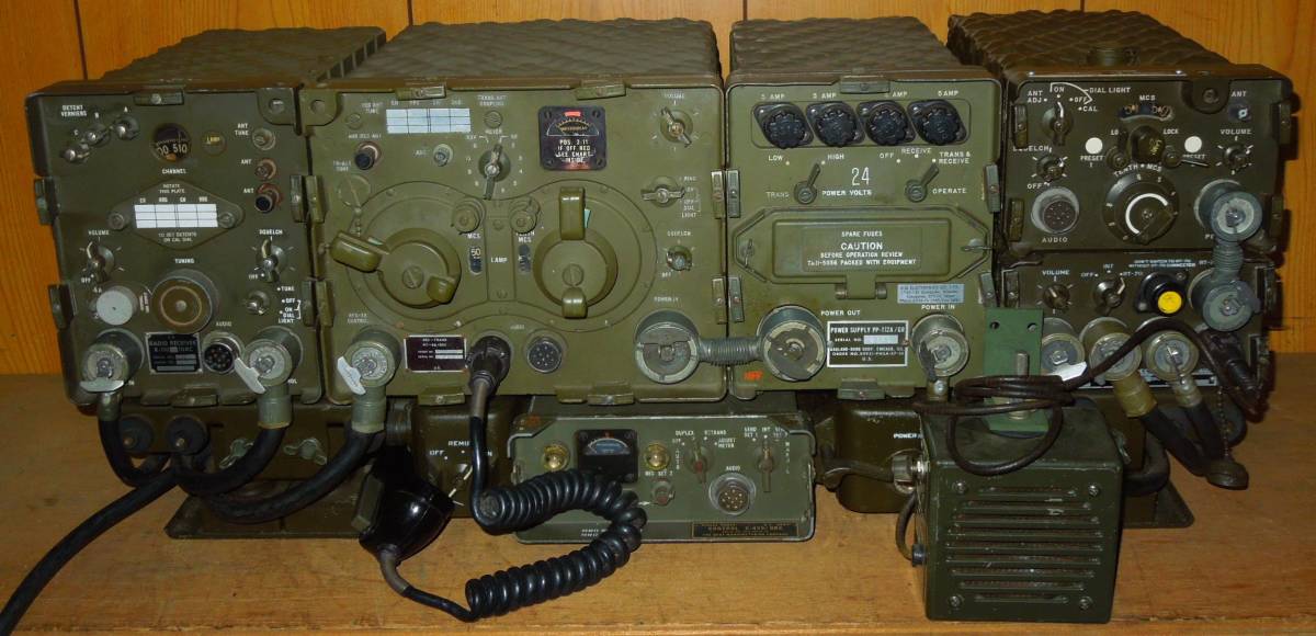 US Army GRC-7 Radio Equipment with CW329 Cover [t817827569]
