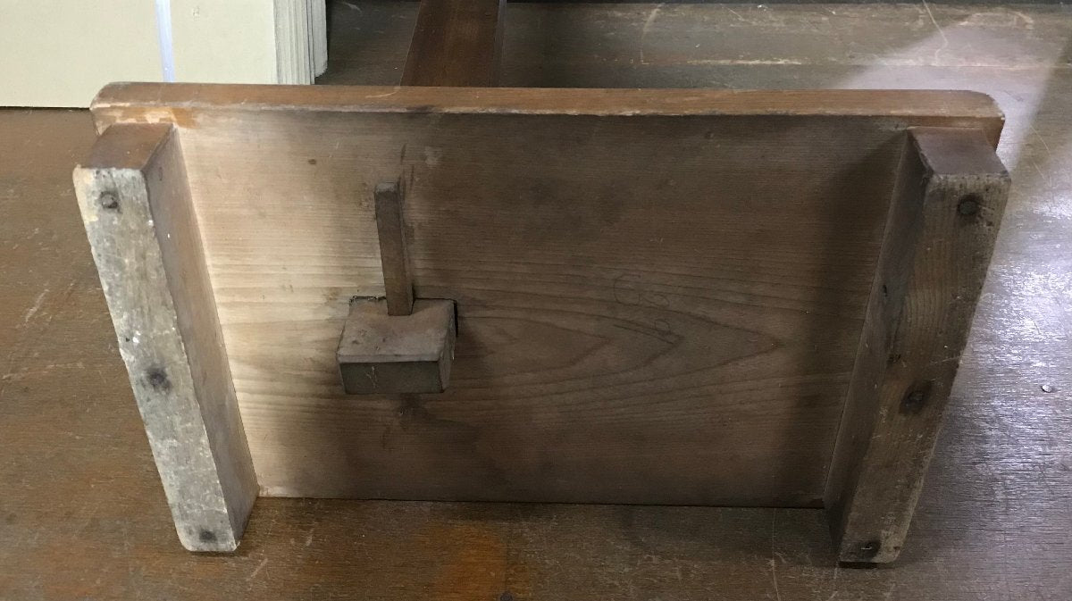 BA4008 Height Measuring Device Antique [m1249083113]