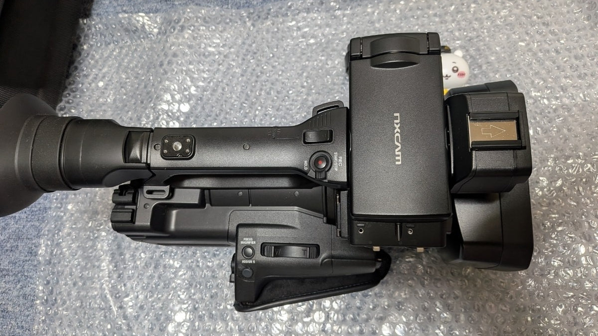 Sony HXR-NX3 [1238123349]