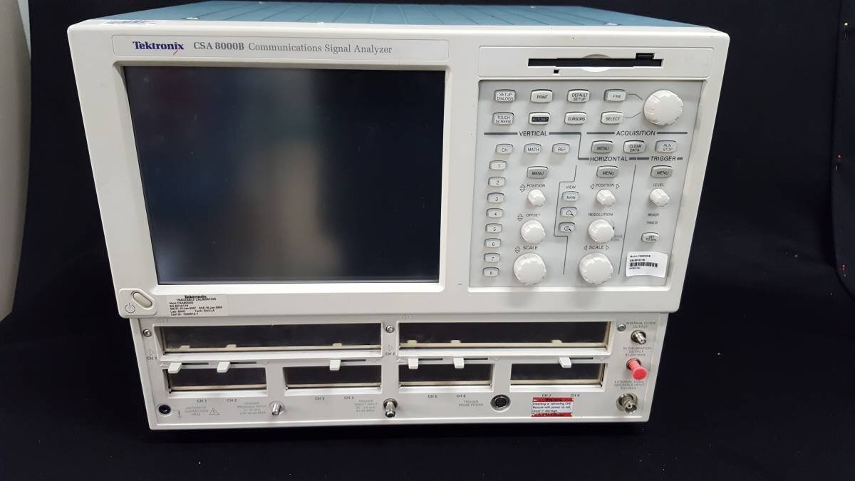 Tektronix CSA8000B Communication Signal Analyzer [t1130255219]