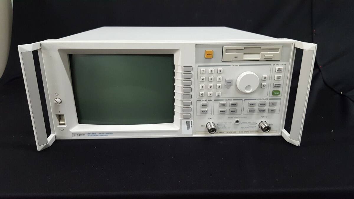 Agilent 8714ES RF Network Analyzer 300kHz-3GHz [1130861634]