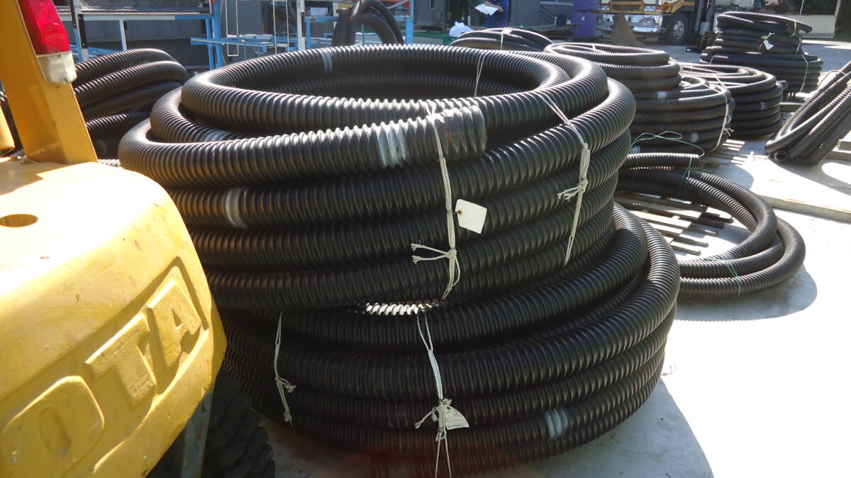Yutani No. 4055 Electric Wire Protection Material Solar Power Generation TAC Rex Corrugated Hard Synthetic Resin Pipe [u1147795799]