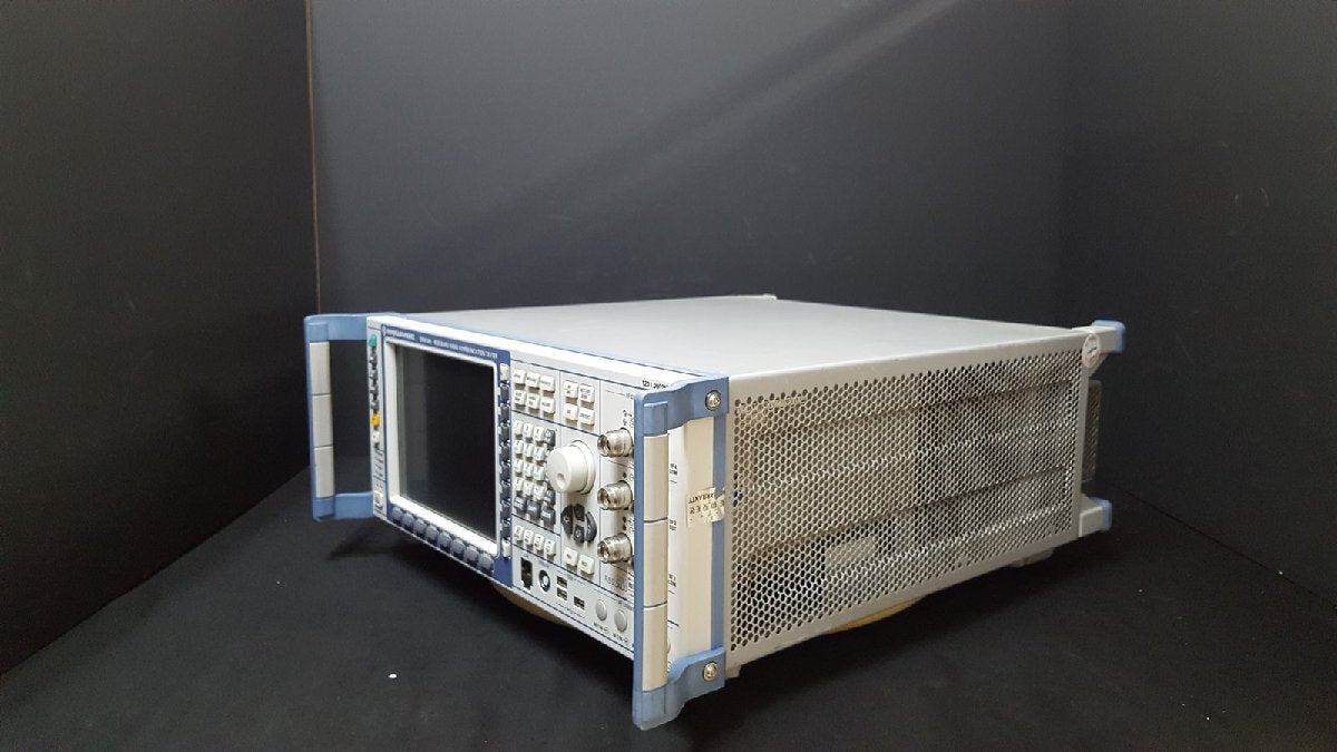 NBC R&S CMW500 Wideband Radio Communication Tester [b1159384685]