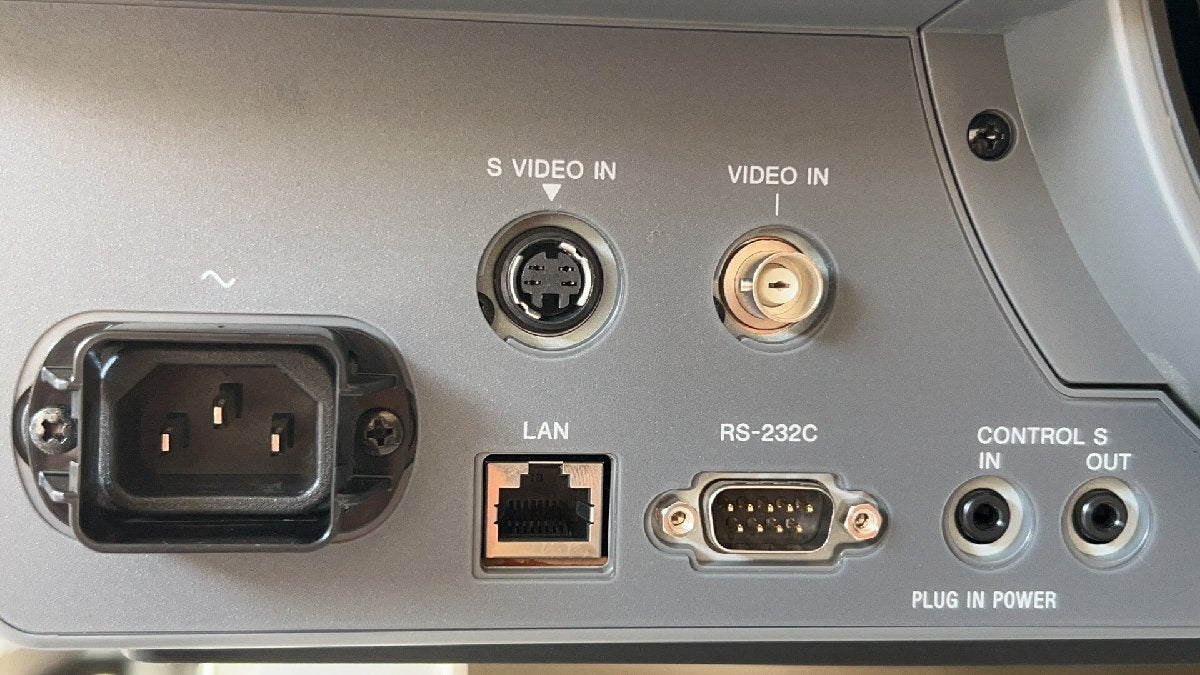 Sony VPL-FHZ700L Data Projector [l1164406408]