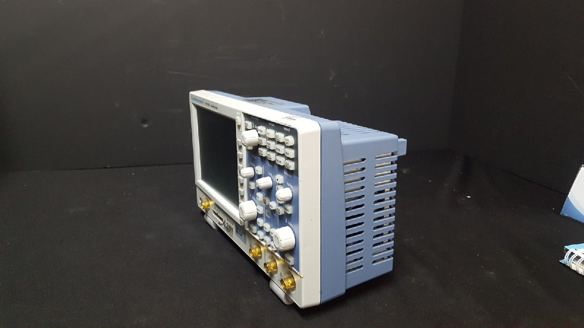 R&S RTC1002 Digital Oscilloscope 2ch 300MHz 2GS/s Opt B223 [q1166061211]