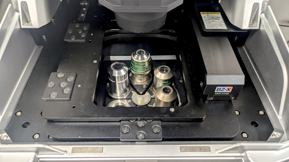 KEYENCE BZ-X710 Fluorescent Microscope [j1177847419]