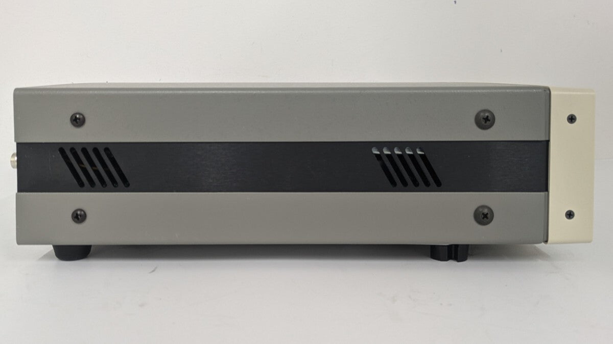 Stanford Research Systems SR560 Low-Noise Voltage Preamplifier [p1177844544]