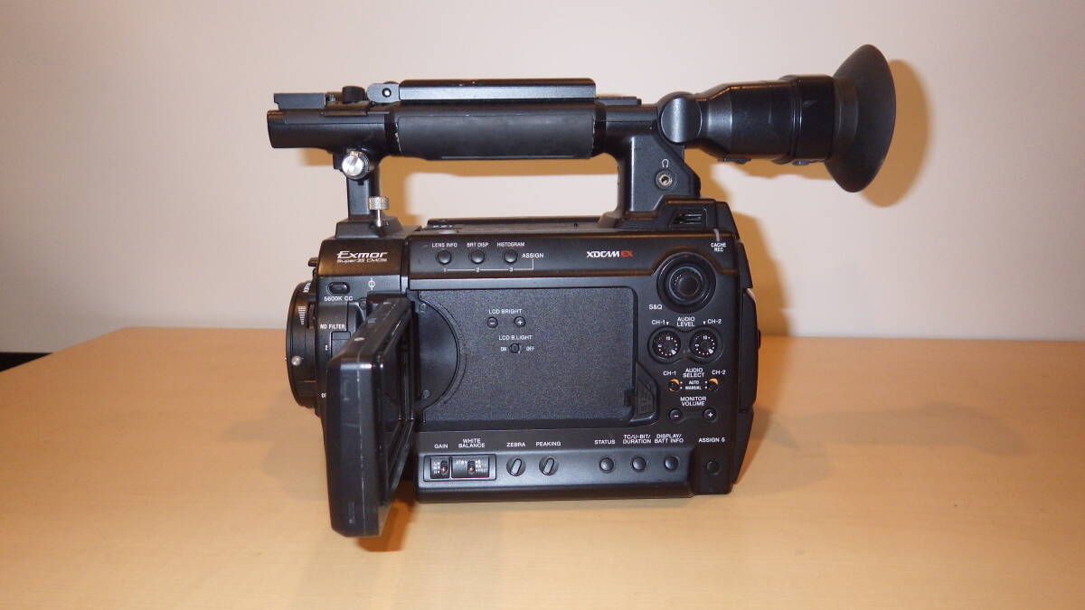Sony PMW-F3 XDCAM Camcorder [t1182154892]