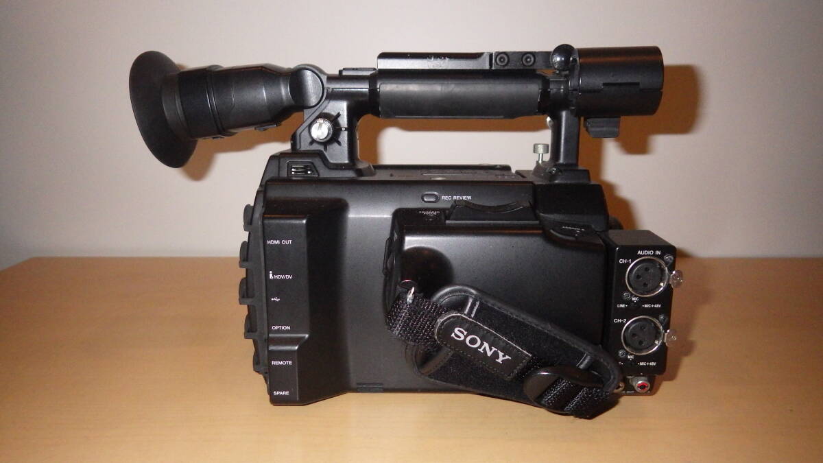 Sony PMW-F3 XDCAM Camcorder [t1182154892]
