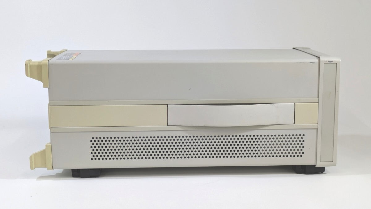 6243 DC Voltage Current Source Monitor ADC SN:840400094 [v1193899172]