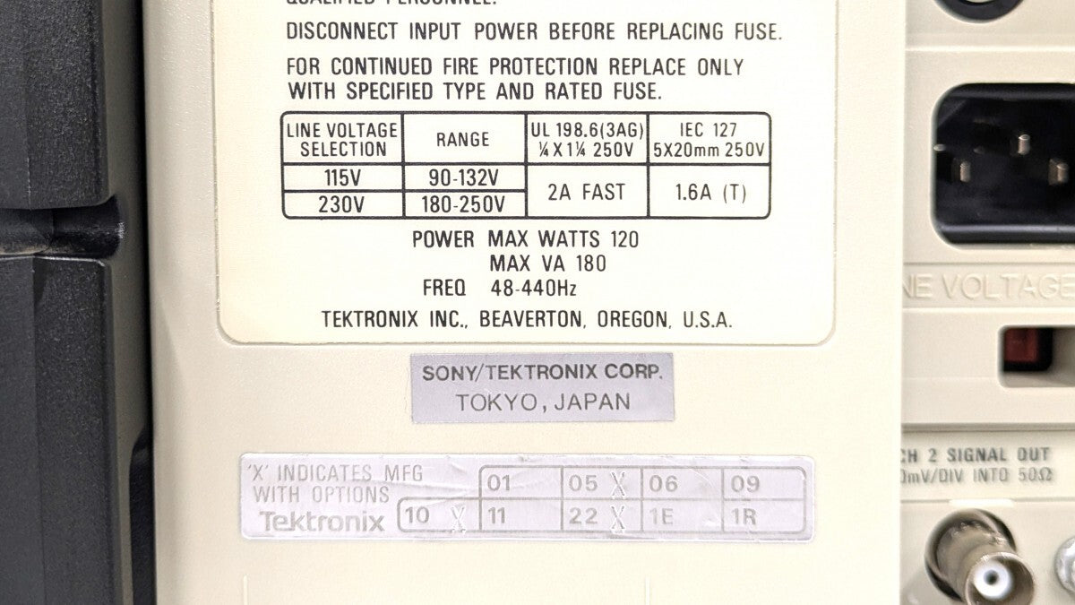 Tektronix 2455A Analog Oscilloscope 250 MHz 4 Channel [l1195672114]