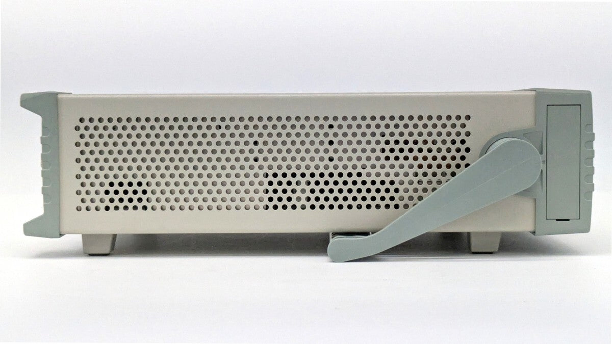 ADCMT 6146 DC Voltage Current Generator ±32V ±220.00mA [j1197962513]