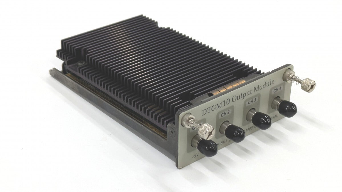 Tektronix DTGM10 4CH Single-End Output Module [n1205679927]