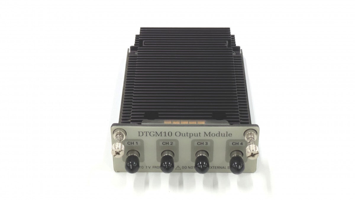 Tektronix DTGM10 4CH Single-End Output Module [n1205679927]