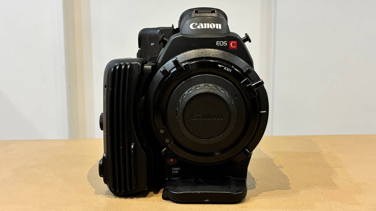 Canon EOS C500 EF Mount Camera [o1208693734]