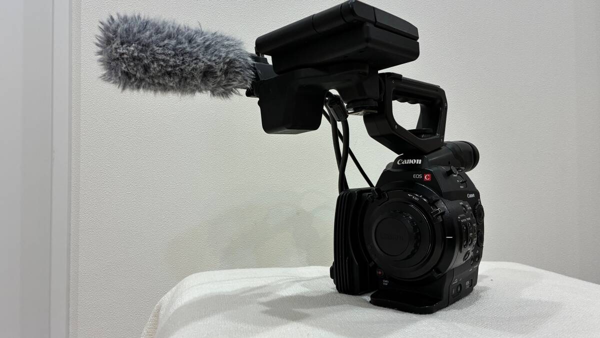 Canon EOS C500 EF Mount Camera [o1208693734]