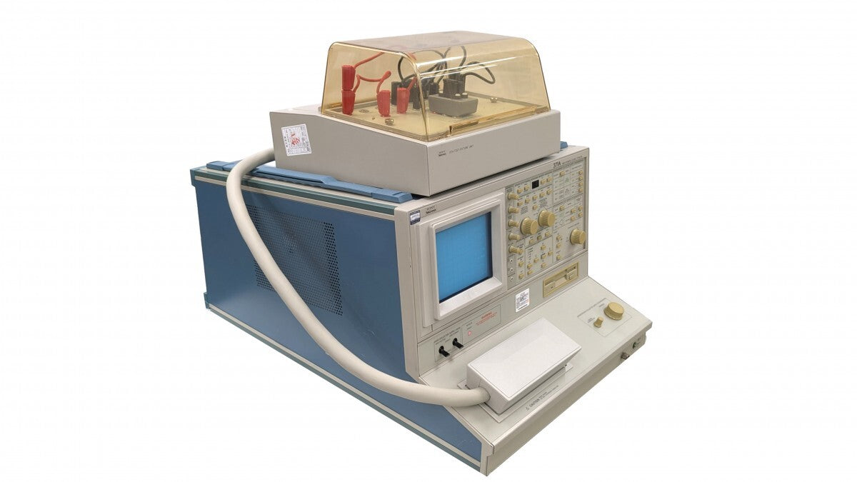 Tektronix 371A Curve Tracer [u1213702919]