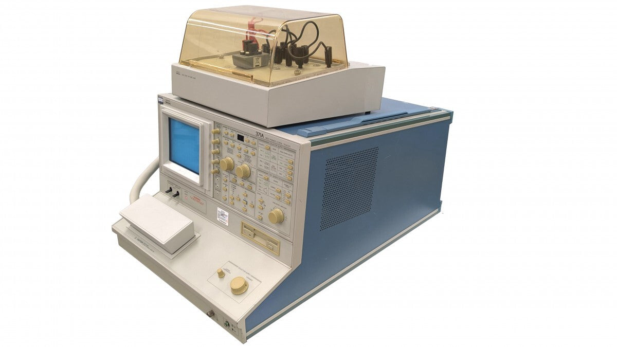 Tektronix 371A Curve Tracer [u1213702919]