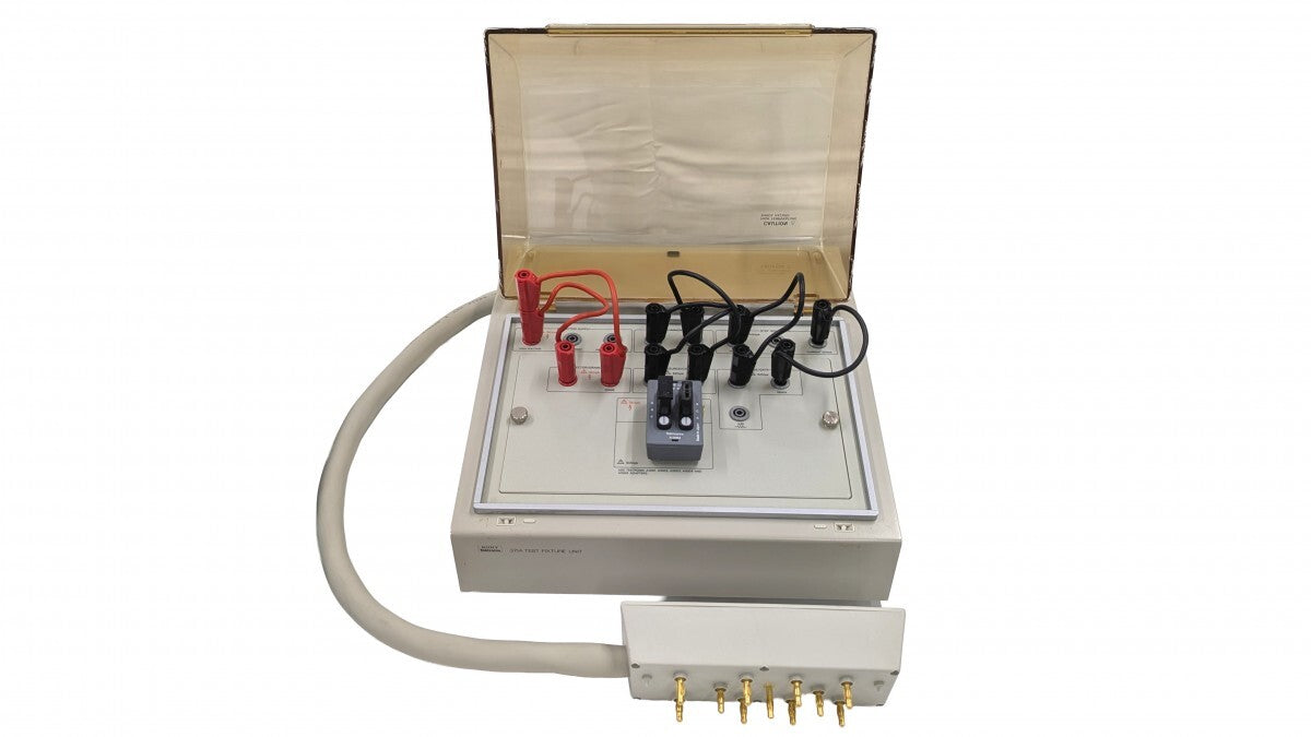 Tektronix 371A Curve Tracer [u1213702919]