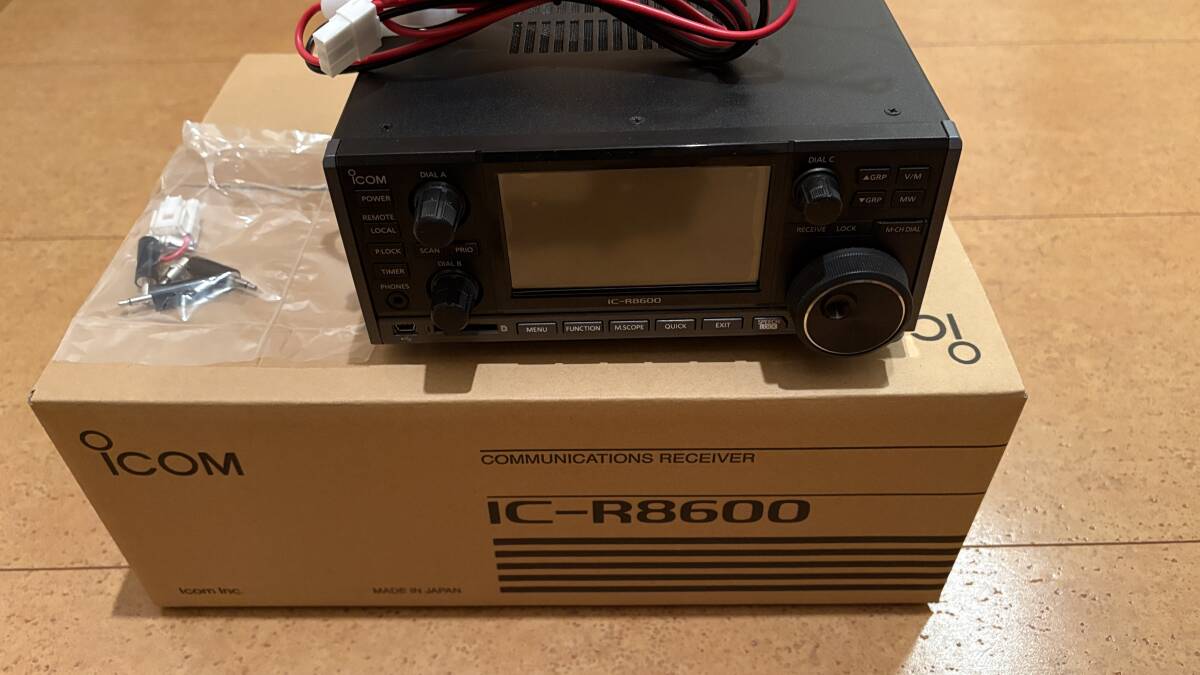 ICOM IC-R8600 Radio Receiver [c1214050211]