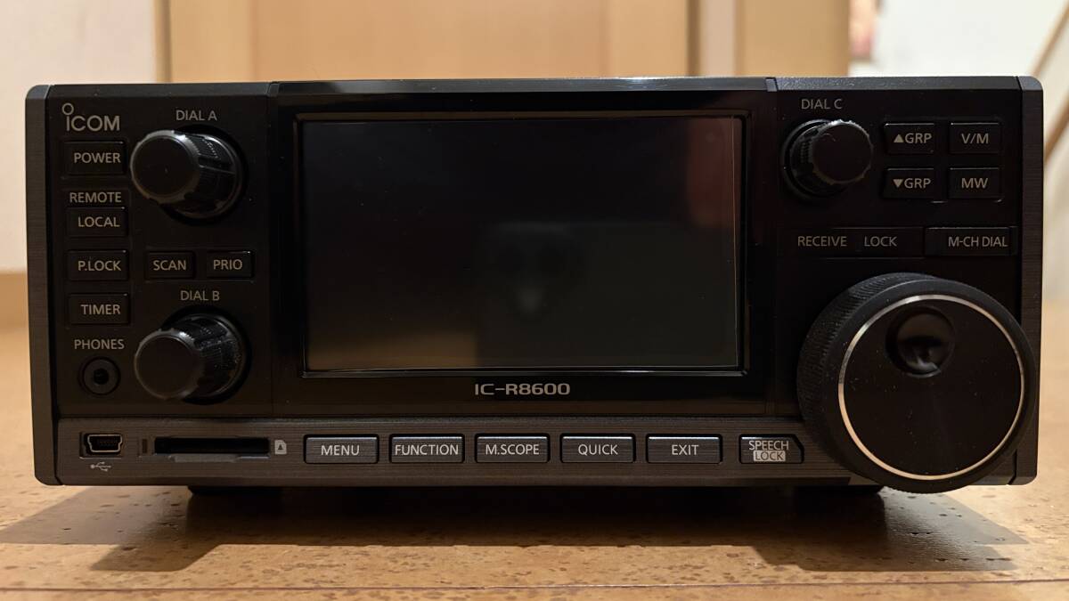 ICOM IC-R8600 Radio Receiver [c1214050211]