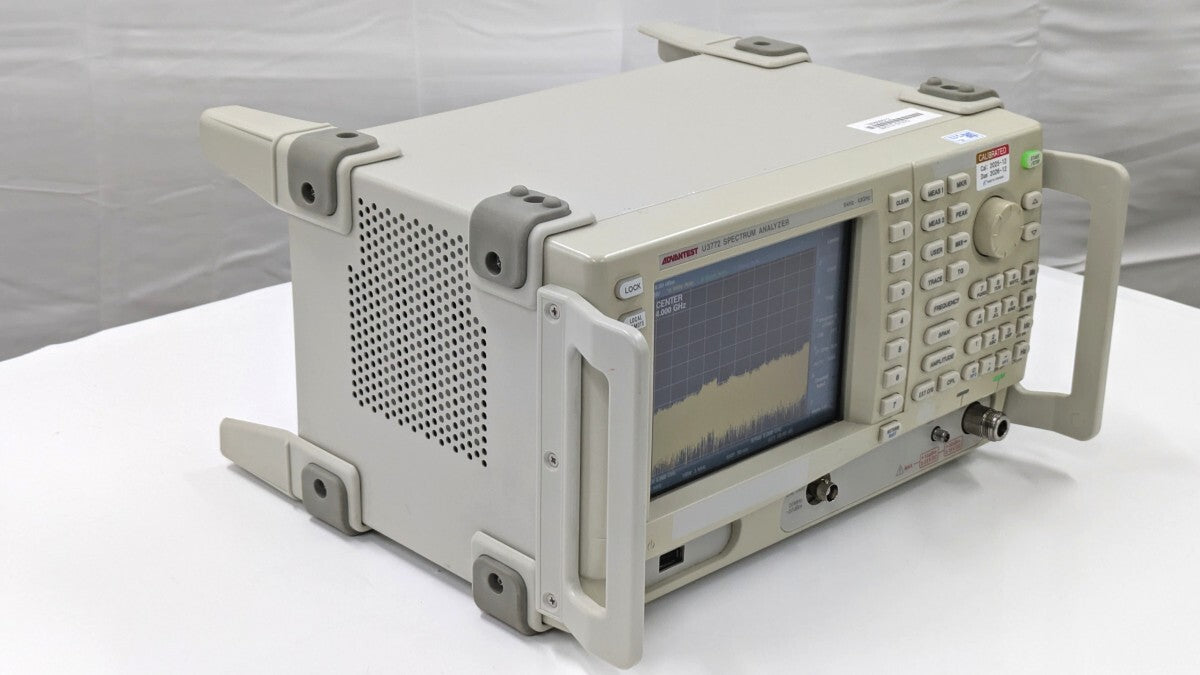 Advantest Spectrum Analyzer S/N:180800012 [f1215159288]