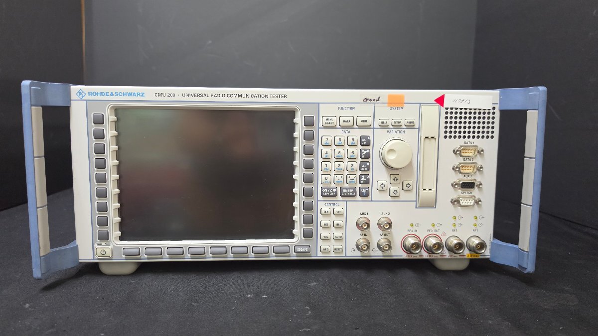 Rohde & Schwarz CMU200 Universal Radio Communication Tester [e1233645442]