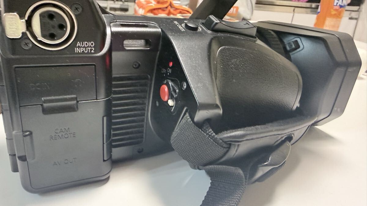 Panasonic HC-X1000 4K Professional Video Camera [x1236500314]