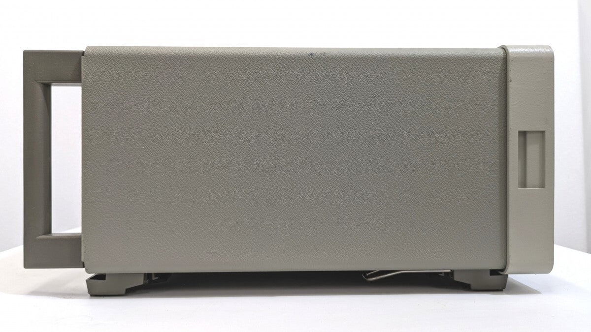 Keysight 8648D Synthesized Signal Generator 9kHz-4000MHz [j1238594168]