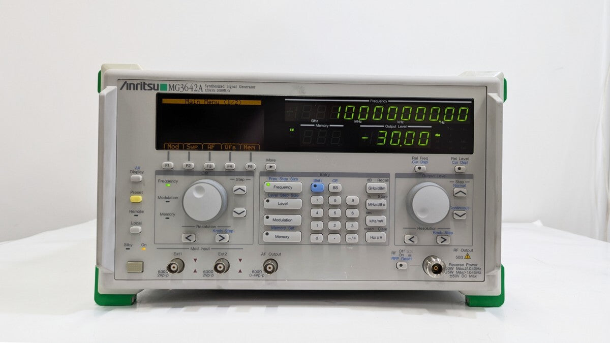 Anritsu MG3642A Synthesized Signal Generator [h1238585769]