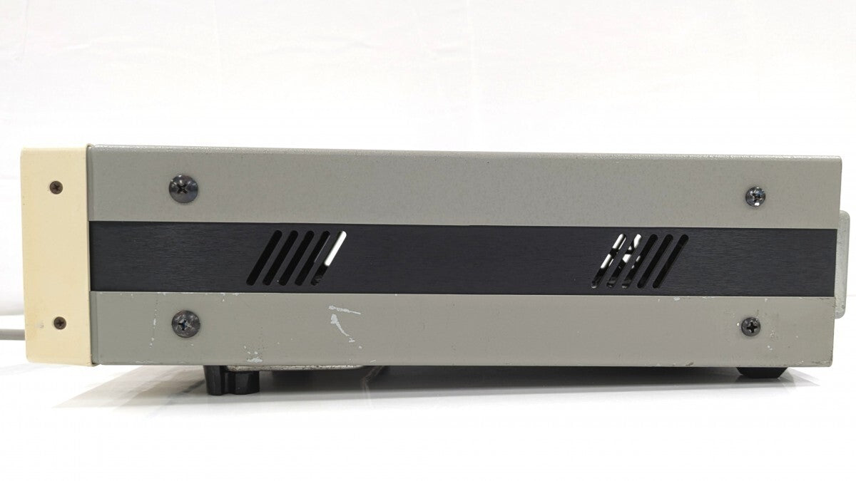 Stanford Research Systems SR560 Low-Noise Voltage Preamplifier [p1238592497]