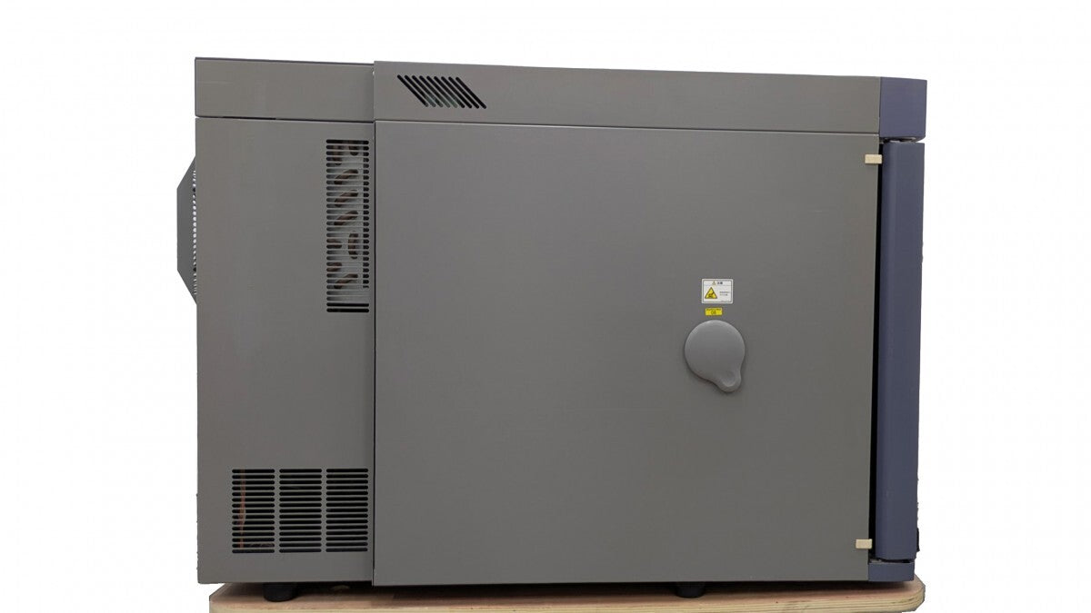ESPEC SU-641 Compact Environmental Test Chamber with Observation Window [j1239091829]