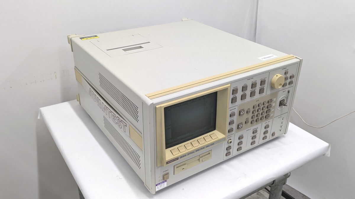 Advantest Q8381A Optical Spectrum Analyzer [d1239145480]