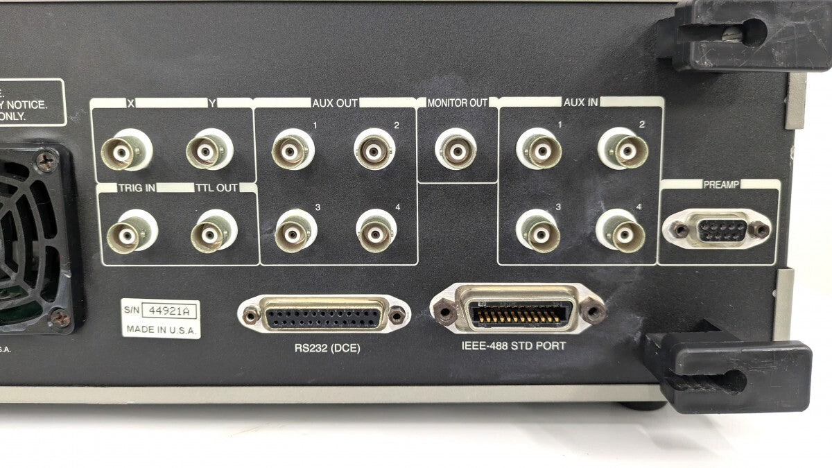 Stanford Research Systems SR830 DSP Lock-In Amplifier [v1239620762]