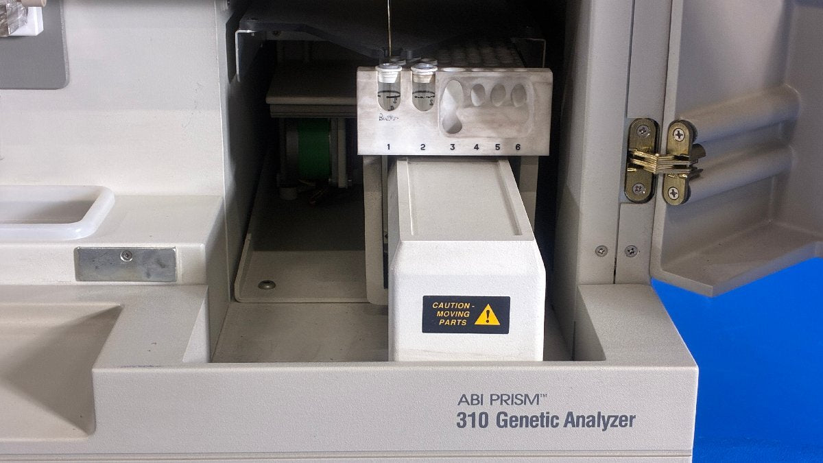Hitachi ABI PRISM 310 Genetic Analyzer Capillary Electrophoresis System [j1241063565]