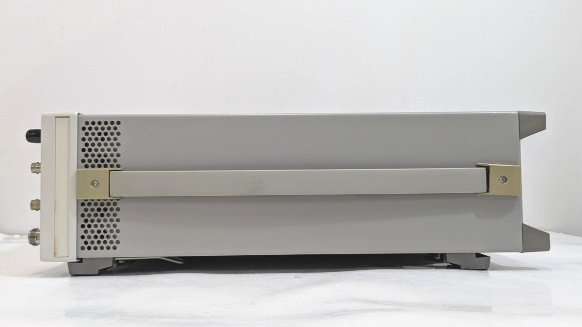 Keysight E4421B Analog Modulation Signal Generator 250kHz-3GHz [q1241391096]