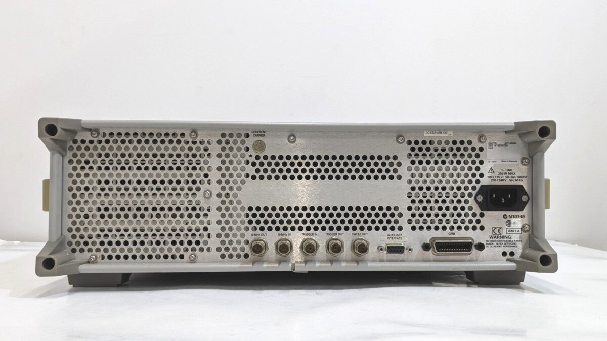 Keysight E4421B Analog Modulation Signal Generator 250kHz-3GHz [q1241391096]