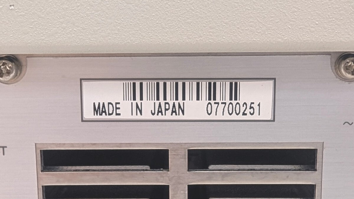Advantest R6243 DC Voltage Current Source Monitor with Calibration Certificate [d1242288400]