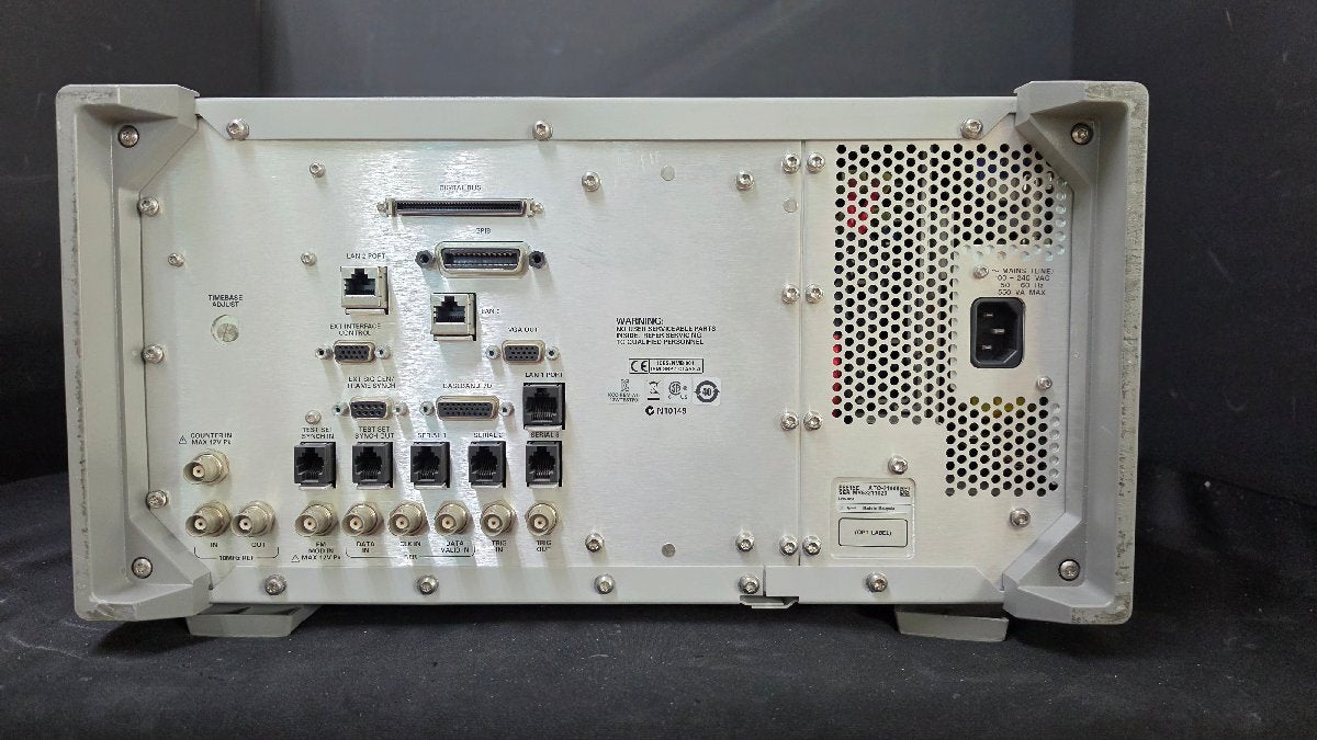 Agilent E5515E Wireless Communication Test Set Opt. 002 003 004 [v1248072405]