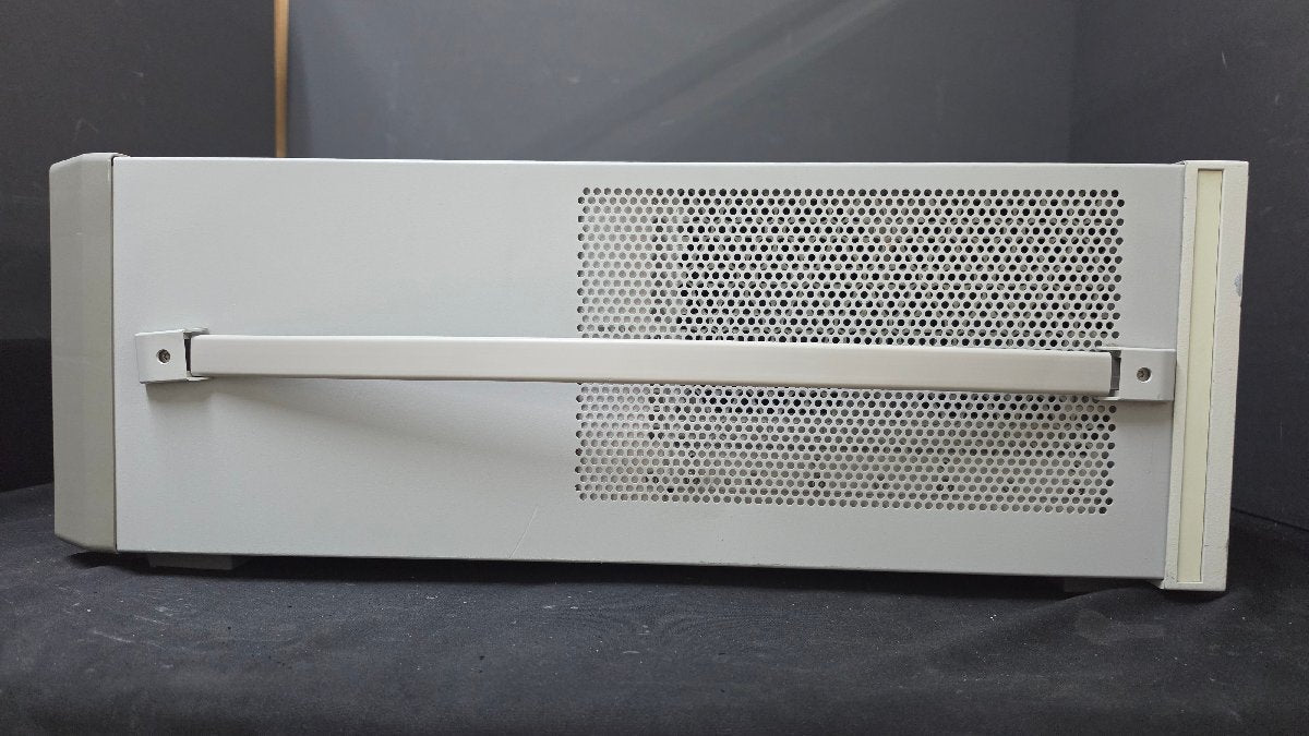 Agilent E5515C Wireless Communication Test Set Opt. 002 003 [l1248070228]