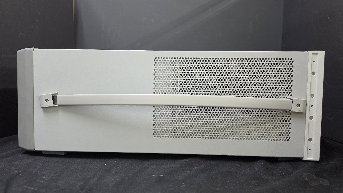 Agilent E5515E Wireless Communication Test Set Opt. 002 003 004 [l1248150814]